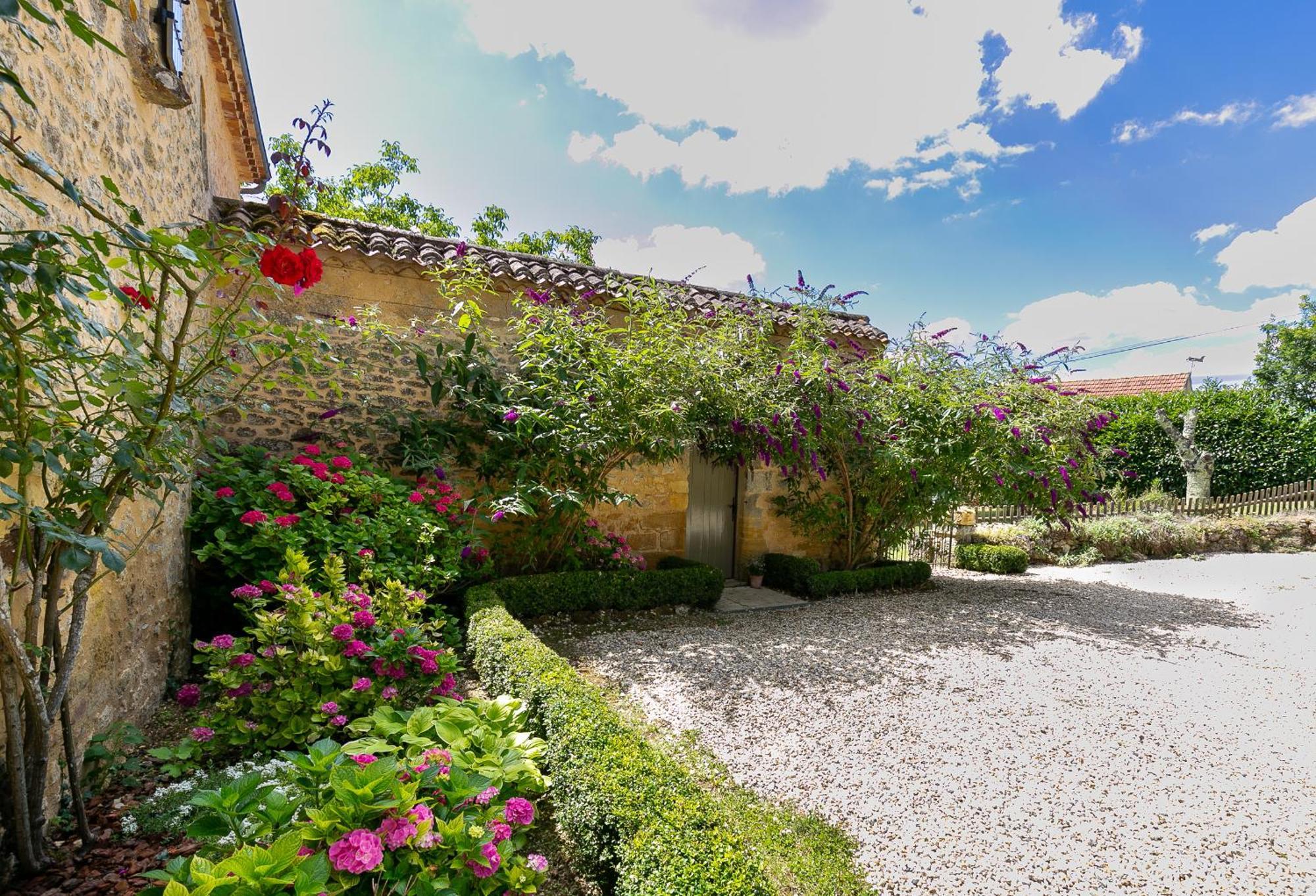 La Maison Louverie Pontours Dış mekan fotoğraf