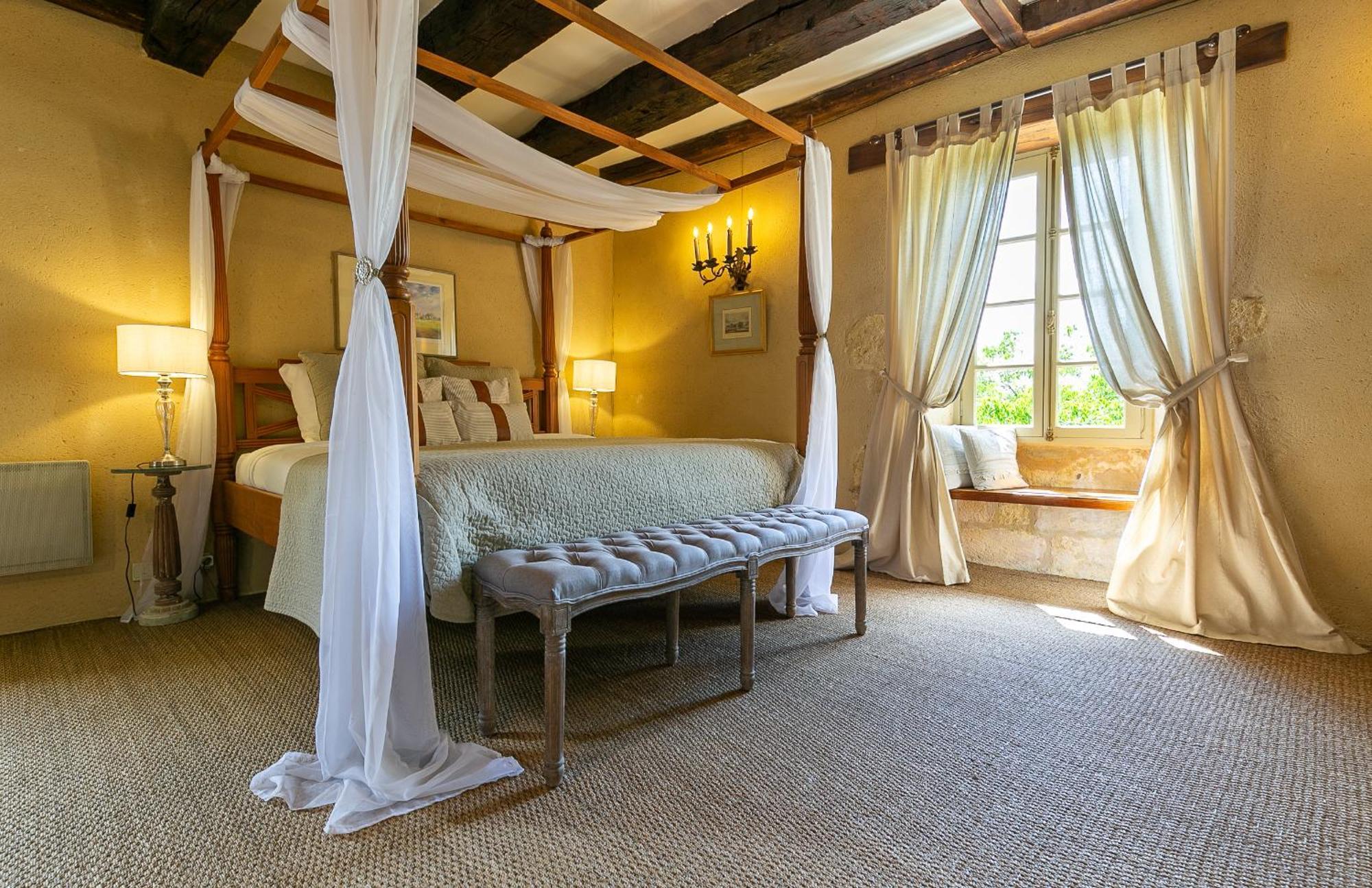 La Maison Louverie Pontours Dış mekan fotoğraf