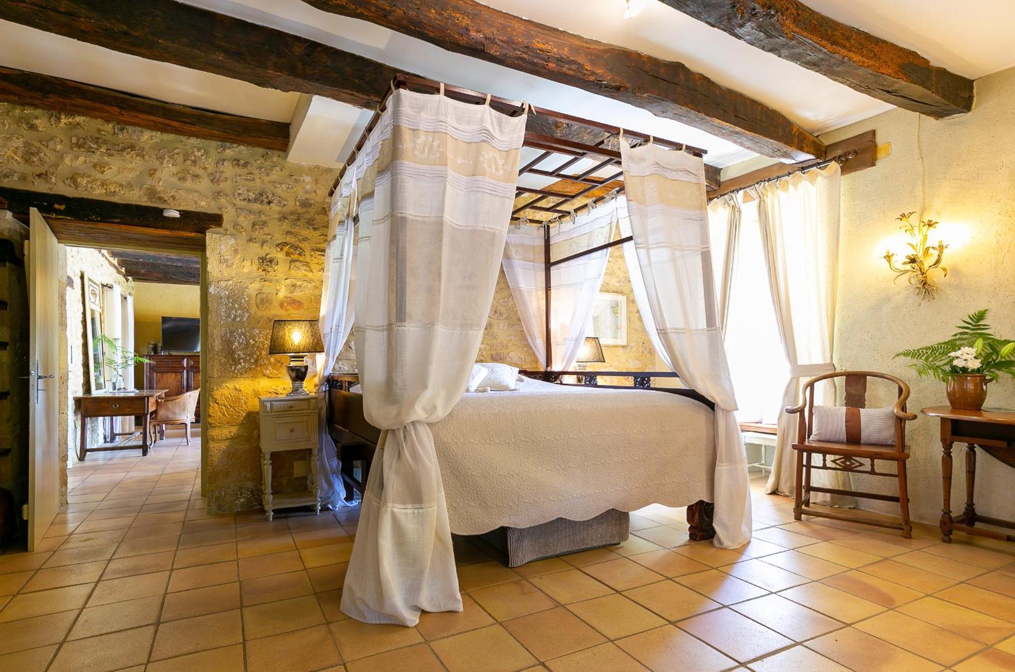 La Maison Louverie Pontours Dış mekan fotoğraf